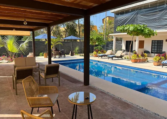Natura & Hotel Zihuatanejo